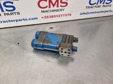 Ford New Holland 7840, 40, Ts, Tm. Hydraulic Pump Compensator Valve 81872759 - משאבה הידרולית: תמונה 4 Ford New Holland 7840, 40, Ts, Tm. Hydraulic Pump Compensator Valve 81872759 - משאבה הידרולית: תמונה 4