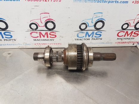 Ford New Holland 7840, Ts, 40 Series Sle 8240 Transmission 4wd Shaft 81867433 - תמסורת: תמונה 1 Ford New Holland 7840, Ts, 40 Series Sle 8240 Transmission 4wd Shaft 81867433 - תמסורת: תמונה 1