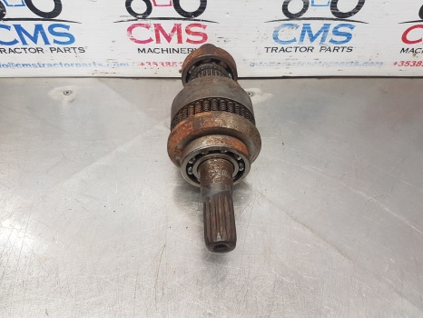 Ford New Holland 7840, Ts, 40 Series Sle 8240 Transmission 4wd Shaft 81867433 - תמסורת: תמונה 5 Ford New Holland 7840, Ts, 40 Series Sle 8240 Transmission 4wd Shaft 81867433 - תמסורת: תמונה 5