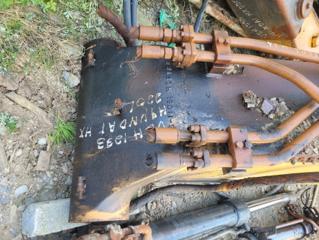 Hyundai Hx220lc Boom 5.68 M 61k6-10100, 61k6-11062 - זרוע עבור מחפר: תמונה 3 Hyundai Hx220lc Boom 5.68 M 61k6-10100, 61k6-11062 - זרוע עבור מחפר: תמונה 3