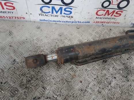 Jcb 2cx Showel Hydraulic Cylinder Ram 556/60084 - צילינדר הידרולי עבור מחפרון: תמונה 2 Jcb 2cx Showel Hydraulic Cylinder Ram 556/60084 - צילינדר הידרולי עבור מחפרון: תמונה 2