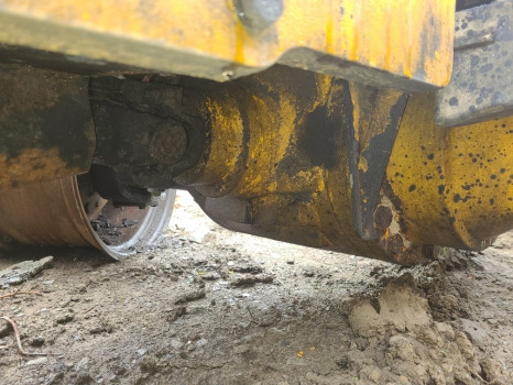 Jcb 530-105 Front axle differential unit complete 18.16/1 18.16:1, 18.16:1, 453/3338 - סרן קדמי עבור מכונה חקלאית: תמונה 1 Jcb 530-105 Front axle differential unit complete 18.16/1 18.16:1, 18.16:1, 453/3338 - סרן קדמי עבור מכונה חקלאית: תמונה 1