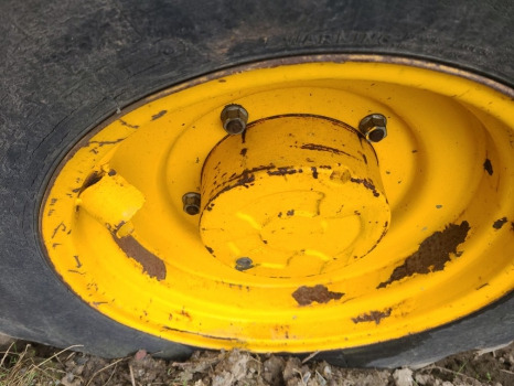 Jcb 530-105 Rear axle hub complete rhs - סרן אחורי עבור ציוד לטיפול בחומרים: תמונה 3 Jcb 530-105 Rear axle hub complete rhs - סרן אחורי עבור ציוד לטיפול בחומרים: תמונה 3
