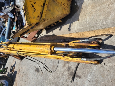 Jcb Js130, Js140, Jz140 Dipper Cylinder Ram 298/6718, 331/41475 - צילינדר הידרולי עבור מחפר: תמונה 1 Jcb Js130, Js140, Jz140 Dipper Cylinder Ram 298/6718, 331/41475 - צילינדר הידרולי עבור מחפר: תמונה 1