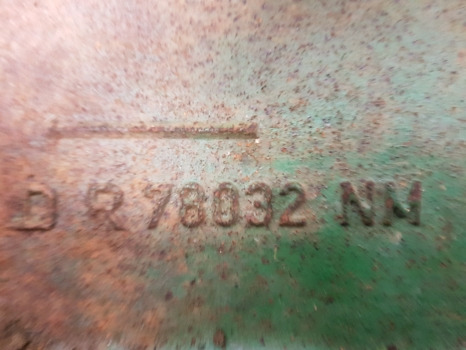 John Deere 2040, 1640, 2140, 1840f, 2550, 2750 Oil Pan Sump R78032, R53471 - מנוע וחלקים: תמונה 2 John Deere 2040, 1640, 2140, 1840f, 2550, 2750 Oil Pan Sump R78032, R53471 - מנוע וחלקים: תמונה 2