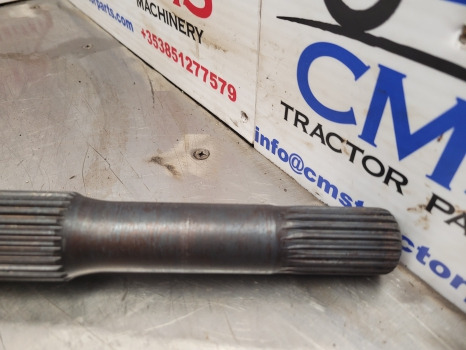 John Deere 3200, 3215, 3400, 3415 Front Rear Axle Drive Shaft Assy Az57238 - סרן קדמי: תמונה 2 John Deere 3200, 3215, 3400, 3415 Front Rear Axle Drive Shaft Assy Az57238 - סרן קדמי: תמונה 2