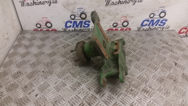 John Deere 6010, 6110, 6210, 6505, 6615, 6415, 6205 Housing Fan Support L111294 - מאוורר עבור טרקטור חקלאי: תמונה 1 John Deere 6010, 6110, 6210, 6505, 6615, 6415, 6205 Housing Fan Support L111294 - מאוורר עבור טרקטור חקלאי: תמונה 1