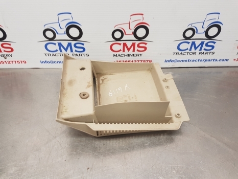 John Deere 6115m, 6m Series, 6030, 6020 Series,  Cab Cover Panel L151740 - תא ופנים הרכב: תמונה 2 John Deere 6115m, 6m Series, 6030, 6020 Series,  Cab Cover Panel L151740 - תא ופנים הרכב: תמונה 2