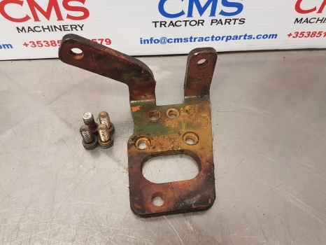 John Deere 6200, 6100, 6200, 6400, 6800 Hydraulic Bracket L78607, L111085 - חלקי הידרוליקה עבור טרקטור חקלאי: תמונה 1 John Deere 6200, 6100, 6200, 6400, 6800 Hydraulic Bracket L78607, L111085 - חלקי הידרוליקה עבור טרקטור חקלאי: תמונה 1