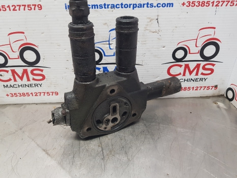 John Deere 6900, 6100 Hydraulic Auxiliary Spool Valve Al75841, 8506d - חלקי הידרוליקה: תמונה 4 John Deere 6900, 6100 Hydraulic Auxiliary Spool Valve Al75841, 8506d - חלקי הידרוליקה: תמונה 4