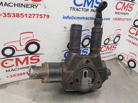 John Deere 6900, 6100 Hydraulic Auxiliary Spool Valve Al75841, 8506d - חלקי הידרוליקה: תמונה 3 John Deere 6900, 6100 Hydraulic Auxiliary Spool Valve Al75841, 8506d - חלקי הידרוליקה: תמונה 3