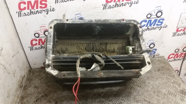מסנן תא נוסעים עבור טרקטור חקלאי Landini Mythos Series 115 Cab Air Cleaner Box 3657825m91: תמונה 6