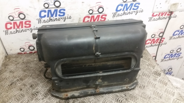 Landini Mythos Series 115 Cab Air Cleaner Box 3657825m91 - מסנן תא נוסעים עבור טרקטור חקלאי: תמונה 5 Landini Mythos Series 115 Cab Air Cleaner Box 3657825m91 - מסנן תא נוסעים עבור טרקטור חקלאי: תמונה 5