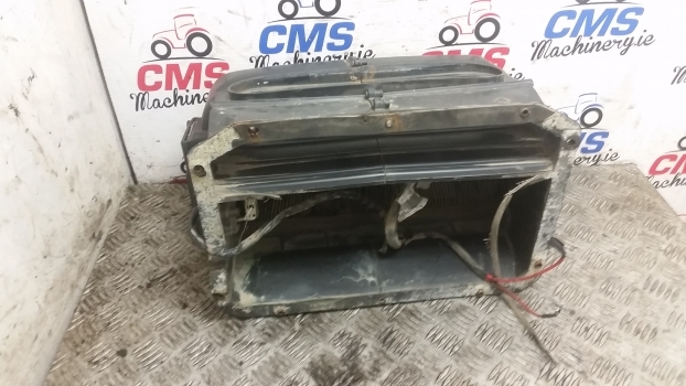 Landini Mythos Series 115 Cab Air Cleaner Box 3657825m91 - מסנן תא נוסעים עבור טרקטור חקלאי: תמונה 4 Landini Mythos Series 115 Cab Air Cleaner Box 3657825m91 - מסנן תא נוסעים עבור טרקטור חקלאי: תמונה 4