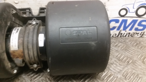 Landini Mythos Series 115 Cab Fan Blower Ventilator 3541127m91 - מנוע מפוח עבור טרקטור חקלאי: תמונה 3 Landini Mythos Series 115 Cab Fan Blower Ventilator 3541127m91 - מנוע מפוח עבור טרקטור חקלאי: תמונה 3