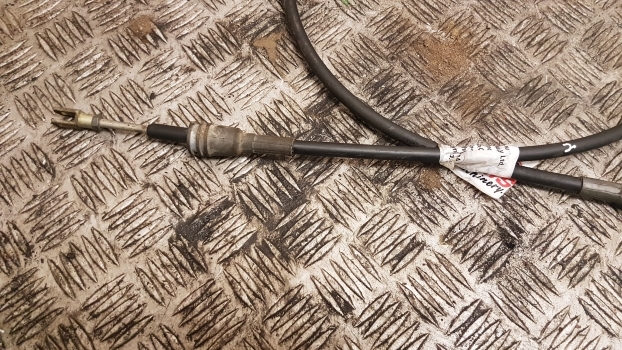 Landini Mythos Series 115 Control Cable 2. Please Check The Photos. - תא ופנים הרכב עבור טרקטור חקלאי: תמונה 4 Landini Mythos Series 115 Control Cable 2. Please Check The Photos. - תא ופנים הרכב עבור טרקטור חקלאי: תמונה 4