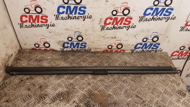 Landini Mythos Series 115 Curtain. Please Check By The Photos. - תא ופנים הרכב עבור טרקטור חקלאי: תמונה 1 Landini Mythos Series 115 Curtain. Please Check By The Photos. - תא ופנים הרכב עבור טרקטור חקלאי: תמונה 1