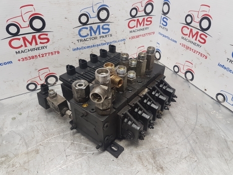 Manitou Mrt2540 Sauer Danfoss Valve Distributor 157f8824, 740703, 601475 - שסתום הידרולי עבור מפעיל טלסקופי: תמונה 1 Manitou Mrt2540 Sauer Danfoss Valve Distributor 157f8824, 740703, 601475 - שסתום הידרולי עבור מפעיל טלסקופי: תמונה 1