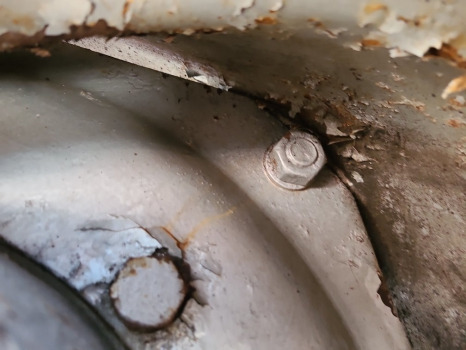 Massey Ferguson 265, 275, 290, 690, 699 Front Wheel Centre Dish 13.6r24 - גלגלים וצמיגים עבור מכונה חקלאית: תמונה 4 Massey Ferguson 265, 275, 290, 690, 699 Front Wheel Centre Dish 13.6r24 - גלגלים וצמיגים עבור מכונה חקלאית: תמונה 4