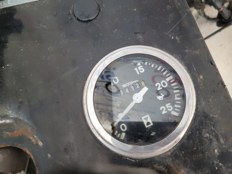 Massey Ferguson 290 Dash Steering Panel, Wheel, Wiring Loom 1674232m1 - תא ופנים הרכב: תמונה 2 Massey Ferguson 290 Dash Steering Panel, Wheel, Wiring Loom 1674232m1 - תא ופנים הרכב: תמונה 2