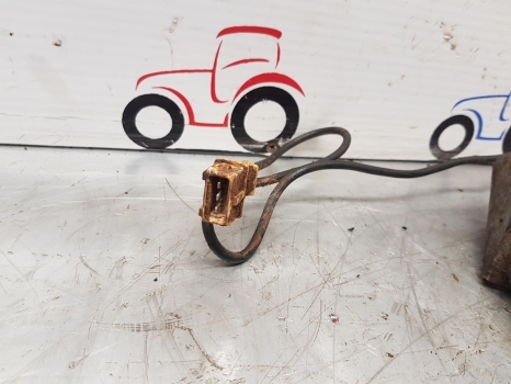 Massey Ferguson 3000, 5400, 6100, 6200, 6400 Ser 6160 Load Sensor Pin 3713763m1 - חיישן עבור טרקטור חקלאי: תמונה 2 Massey Ferguson 3000, 5400, 6100, 6200, 6400 Ser 6160 Load Sensor Pin 3713763m1 - חיישן עבור טרקטור חקלאי: תמונה 2