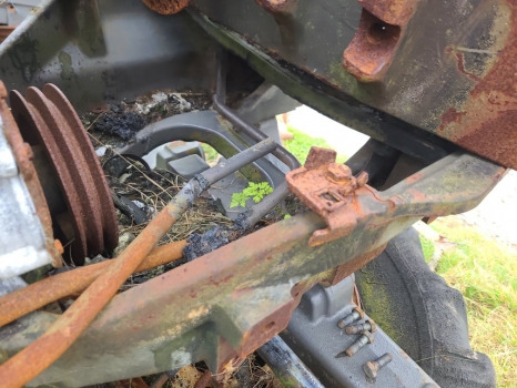 Massey Ferguson 5450 Front axle support frame bolster - סרן קדמי עבור מכונה חקלאית: תמונה 3 Massey Ferguson 5450 Front axle support frame bolster - סרן קדמי עבור מכונה חקלאית: תמונה 3