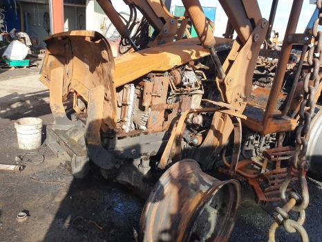 Massey Ferguson 5455 Front Rear Axle Engine Transmission Hydraulic Lift Parts - מנוע: תמונה 2 Massey Ferguson 5455 Front Rear Axle Engine Transmission Hydraulic Lift Parts - מנוע: תמונה 2