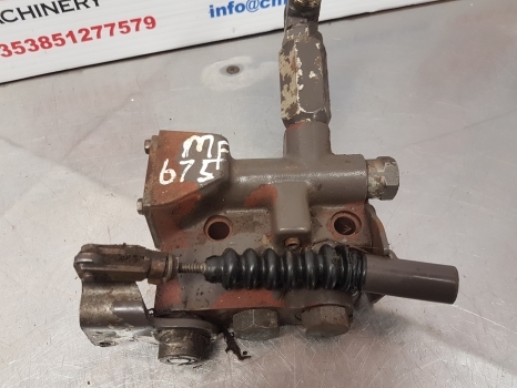 Massey Ferguson 675, 399, 372n, 375, 4225, 4255 Hydraulic Valve Assy 1679099m95 - שסתום הידרולי עבור טרקטור חקלאי: תמונה 5 Massey Ferguson 675, 399, 372n, 375, 4225, 4255 Hydraulic Valve Assy 1679099m95 - שסתום הידרולי עבור טרקטור חקלאי: תמונה 5