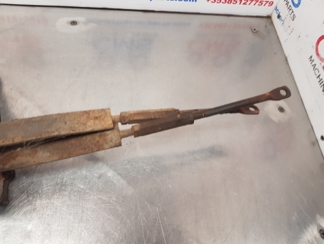 Massey Ferguson 690, 8650, 460 Draft Position Controls 1679918m91, 1679927m93 - חלקי הידרוליקה עבור טרקטור חקלאי: תמונה 5 Massey Ferguson 690, 8650, 460 Draft Position Controls 1679918m91, 1679927m93 - חלקי הידרוליקה עבור טרקטור חקלאי: תמונה 5