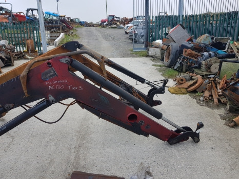 Mccormick Mc 130 Power4 Tier 3, 120, 110, Front Loader Complete - מעמיס קדמי לטרקטור: תמונה 5 Mccormick Mc 130 Power4 Tier 3, 120, 110, Front Loader Complete - מעמיס קדמי לטרקטור: תמונה 5