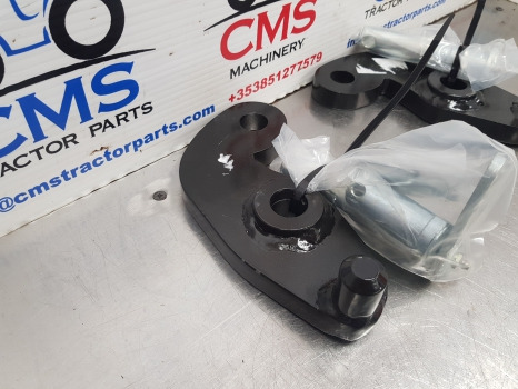 New Holland, Case Tm, Mxm Series, Tm120, Hanger Arm Kit 82028088, 82028089 - מסגרת/ שלדה: תמונה 4 New Holland, Case Tm, Mxm Series, Tm120, Hanger Arm Kit 82028088, 82028089 - מסגרת/ שלדה: תמונה 4