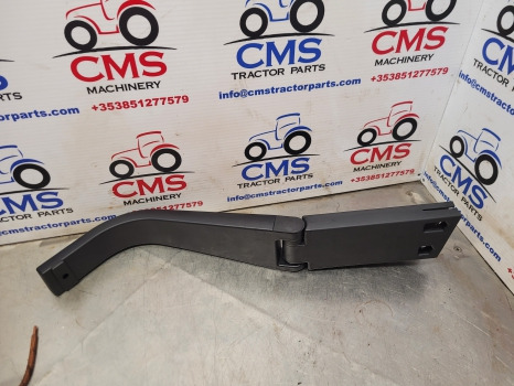 New Holland, Fiat, Case Tm, Mxm, M Series Cab Mirror Arm, Bracket Lhs 82014839 - מראה פנימית עבור מכונה חקלאית: תמונה 1 New Holland, Fiat, Case Tm, Mxm, M Series Cab Mirror Arm, Bracket Lhs 82014839 - מראה פנימית עבור מכונה חקלאית: תמונה 1