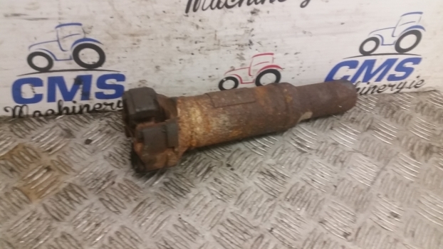 New Holland T5.100, T5.110, T5.120 4wd Propeller Shaft 47643626 - גל מדחף עבור טרקטור חקלאי: תמונה 4 New Holland T5.100, T5.110, T5.120 4wd Propeller Shaft 47643626 - גל מדחף עבור טרקטור חקלאי: תמונה 4