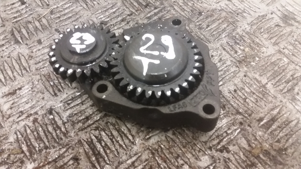 New Holland T5.100, T5.110, T5.120 Engine Oil Pump 5801365117 - משאבת שמן עבור טרקטור חקלאי: תמונה 3 New Holland T5.100, T5.110, T5.120 Engine Oil Pump 5801365117 - משאבת שמן עבור טרקטור חקלאי: תמונה 3