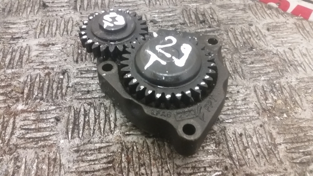 New Holland T5.100, T5.110, T5.120 Engine Oil Pump 5801365117 - משאבת שמן עבור טרקטור חקלאי: תמונה 4 New Holland T5.100, T5.110, T5.120 Engine Oil Pump 5801365117 - משאבת שמן עבור טרקטור חקלאי: תמונה 4