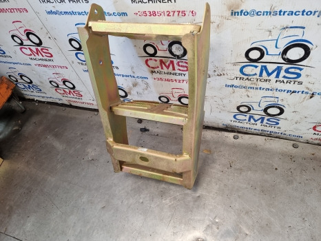 New Holland T5.120, T5, Case Farmall, Cab Footstep, Step Lhs 47655756 - צעד: תמונה 5 New Holland T5.120, T5, Case Farmall, Cab Footstep, Step Lhs 47655756 - צעד: תמונה 5