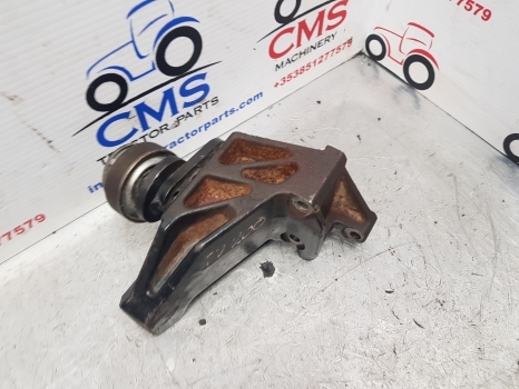 New Holland T6, T6000, T7.200 Case Air Conditioning Compressor Bracket 84221441 - מדחס מזגן עבור טרקטור חקלאי: תמונה 5 New Holland T6, T6000, T7.200 Case Air Conditioning Compressor Bracket 84221441 - מדחס מזגן עבור טרקטור חקלאי: תמונה 5