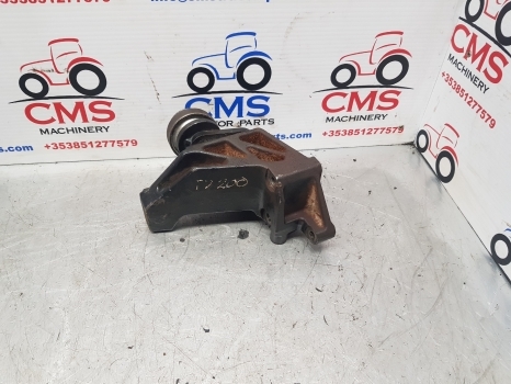 New Holland T6, T6000, T7.200 Case Air Conditioning Compressor Bracket 84221441 - מדחס מזגן עבור טרקטור חקלאי: תמונה 4 New Holland T6, T6000, T7.200 Case Air Conditioning Compressor Bracket 84221441 - מדחס מזגן עבור טרקטור חקלאי: תמונה 4