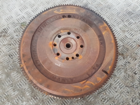 גלגל תנופה עבור טרקטור חקלאי New Holland T6050 And Tsa Series Flywheel ,ring Gear 87300081,4899524 ,4895353: תמונה 1