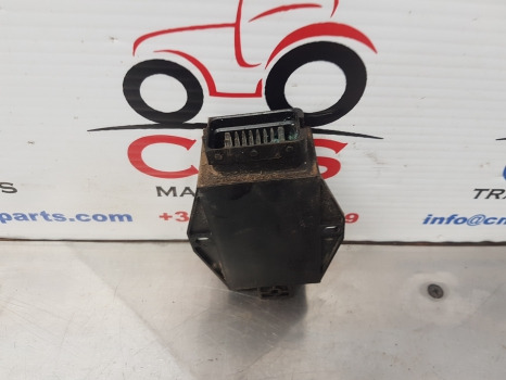 New Holland T7040, T7000, Tsa, Mxm, Mxu, Maxxum, Flasher Unit 87373529 - מערכת חשמל עבור מכונה חקלאית: תמונה 5 New Holland T7040, T7000, Tsa, Mxm, Mxu, Maxxum, Flasher Unit 87373529 - מערכת חשמל עבור מכונה חקלאית: תמונה 5
