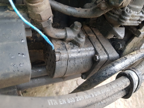 New Holland Tn60 Da Deluxe Power Steering Pump 5129478, 5179730, 5179729 - היגוי: תמונה 1 New Holland Tn60 Da Deluxe Power Steering Pump 5129478, 5179730, 5179729 - היגוי: תמונה 1