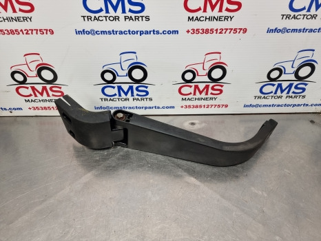 New Holland Ts115a, Tsa Series, Mirror Arm Lhs 82032644 - מראה פנימית עבור מכונה חקלאית: תמונה 1 New Holland Ts115a, Tsa Series, Mirror Arm Lhs 82032644 - מראה פנימית עבור מכונה חקלאית: תמונה 1
