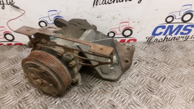 Old Stock Old Stock Sanden Air Compressor Sd7h15 - מדחס מזגן עבור טרקטור חקלאי: תמונה 3 Old Stock Old Stock Sanden Air Compressor Sd7h15 - מדחס מזגן עבור טרקטור חקלאי: תמונה 3