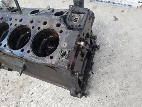 Same Explorer 65, 70 75, 80 Engine Crankcase Block 065.1110.0, 9.06599.41.3 - בית ארכובה עבור טרקטור חקלאי: תמונה 4 Same Explorer 65, 70 75, 80 Engine Crankcase Block 065.1110.0, 9.06599.41.3 - בית ארכובה עבור טרקטור חקלאי: תמונה 4