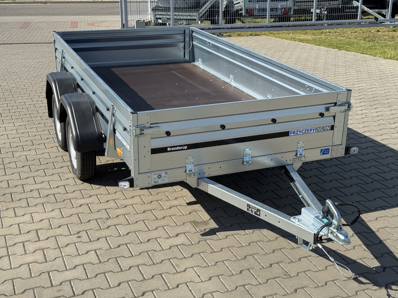 BRENDERUP 2300 STUB - przyczepa skrzyniowa 2 osie / 302 x 150 cm / 750 kg - קרון נגרר צד נופל/ שטוח: תמונה 4 BRENDERUP 2300 STUB - przyczepa skrzyniowa 2 osie / 302 x 150 cm / 750 kg - קרון נגרר צד נופל/ שטוח: תמונה 4
