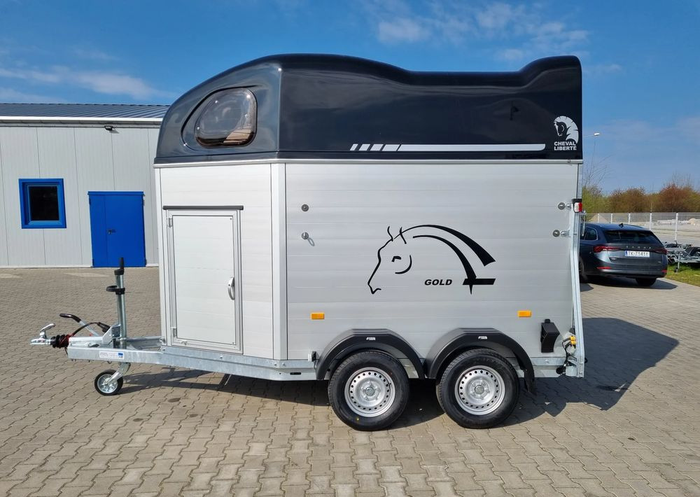 CHEVAL LIBERTÉ Cheval Liberte Gold First Alu + siodlarnia przyczepa dwukonna - קרון נגרר לסוסים: תמונה 4 CHEVAL LIBERTÉ Cheval Liberte Gold First Alu + siodlarnia przyczepa dwukonna - קרון נגרר לסוסים: תמונה 4