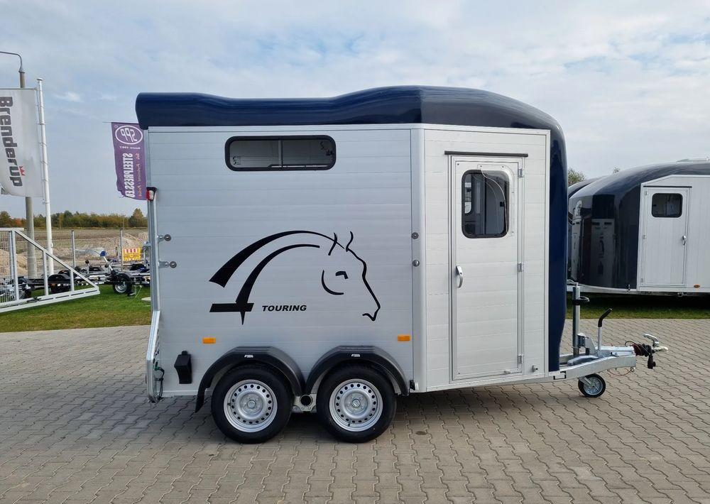 CHEVAL LIBERTÉ Cheval Liberte Touring Country + Siodlarnia - קרון נגרר לסוסים: תמונה 4 CHEVAL LIBERTÉ Cheval Liberte Touring Country + Siodlarnia - קרון נגרר לסוסים: תמונה 4