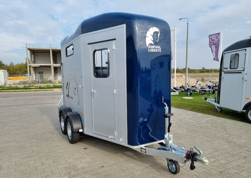 CHEVAL LIBERTÉ Cheval Liberte Touring Country + Siodlarnia - קרון נגרר לסוסים: תמונה 5 CHEVAL LIBERTÉ Cheval Liberte Touring Country + Siodlarnia - קרון נגרר לסוסים: תמונה 5