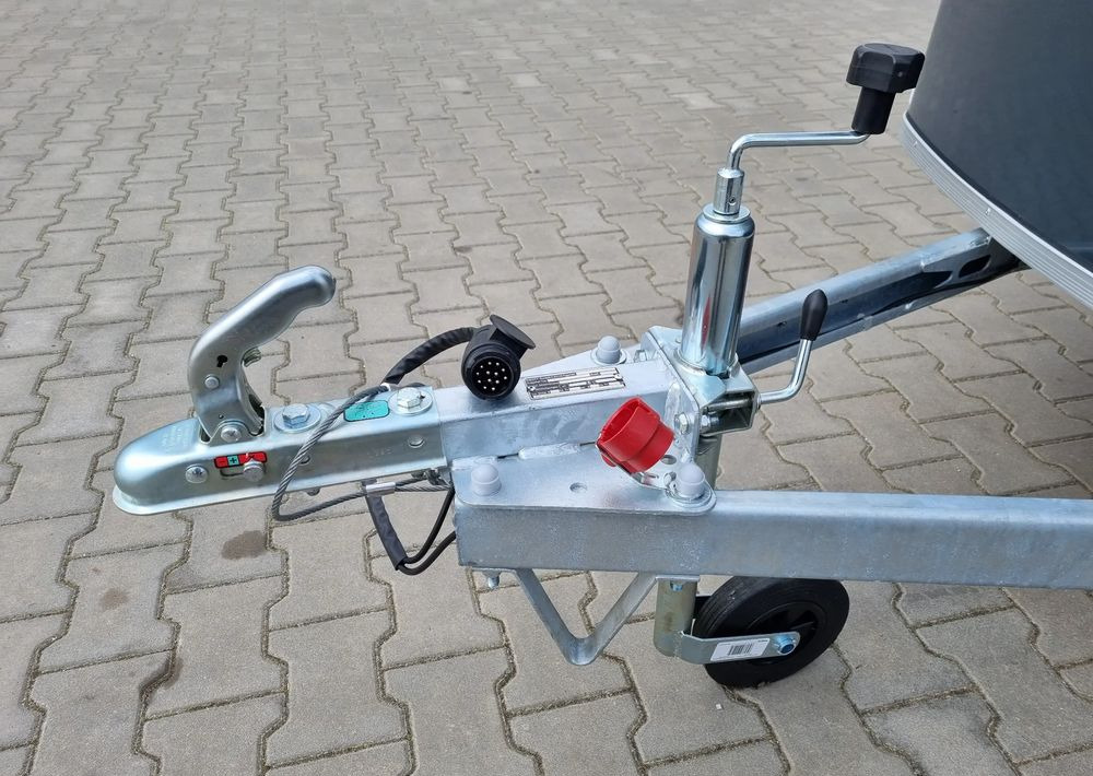 DEBON C255SF PPL + drzwi boczne - קרון נגרר בתיבה סגורה: תמונה 5 DEBON C255SF PPL + drzwi boczne - קרון נגרר בתיבה סגורה: תמונה 5