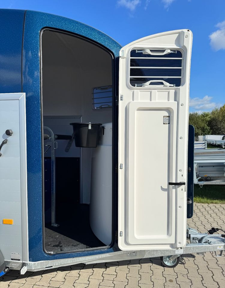 HUMBAUR Humbaur Pegasus 2400 | siodlarnia, DMC 2400kg, przyczepa do przewozu 2 koni - קרון נגרר לסוסים: תמונה 3 HUMBAUR Humbaur Pegasus 2400 | siodlarnia, DMC 2400kg, przyczepa do przewozu 2 koni - קרון נגרר לסוסים: תמונה 3